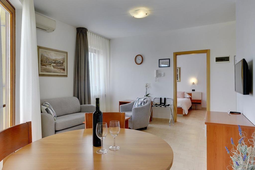 Villa Nina B&B Rovinj Ngoại thất bức ảnh